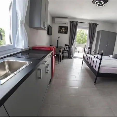 Mojeljeto Pensionat 4*