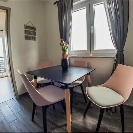 Pensionat Mojeljeto 4*