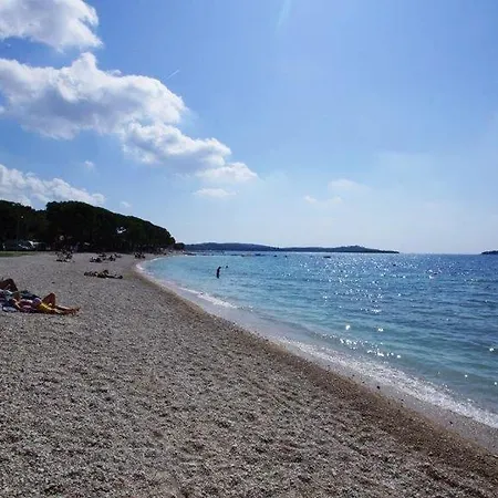 Mojeljeto 4* 파자나