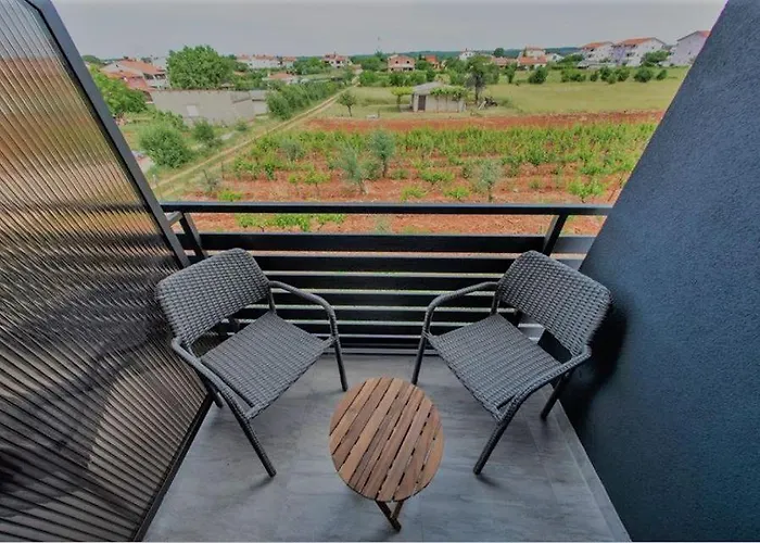 게스트하우스 Mojeljeto 4*